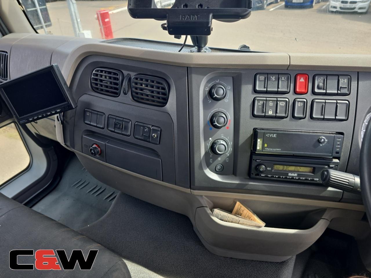 Vehicle image 31